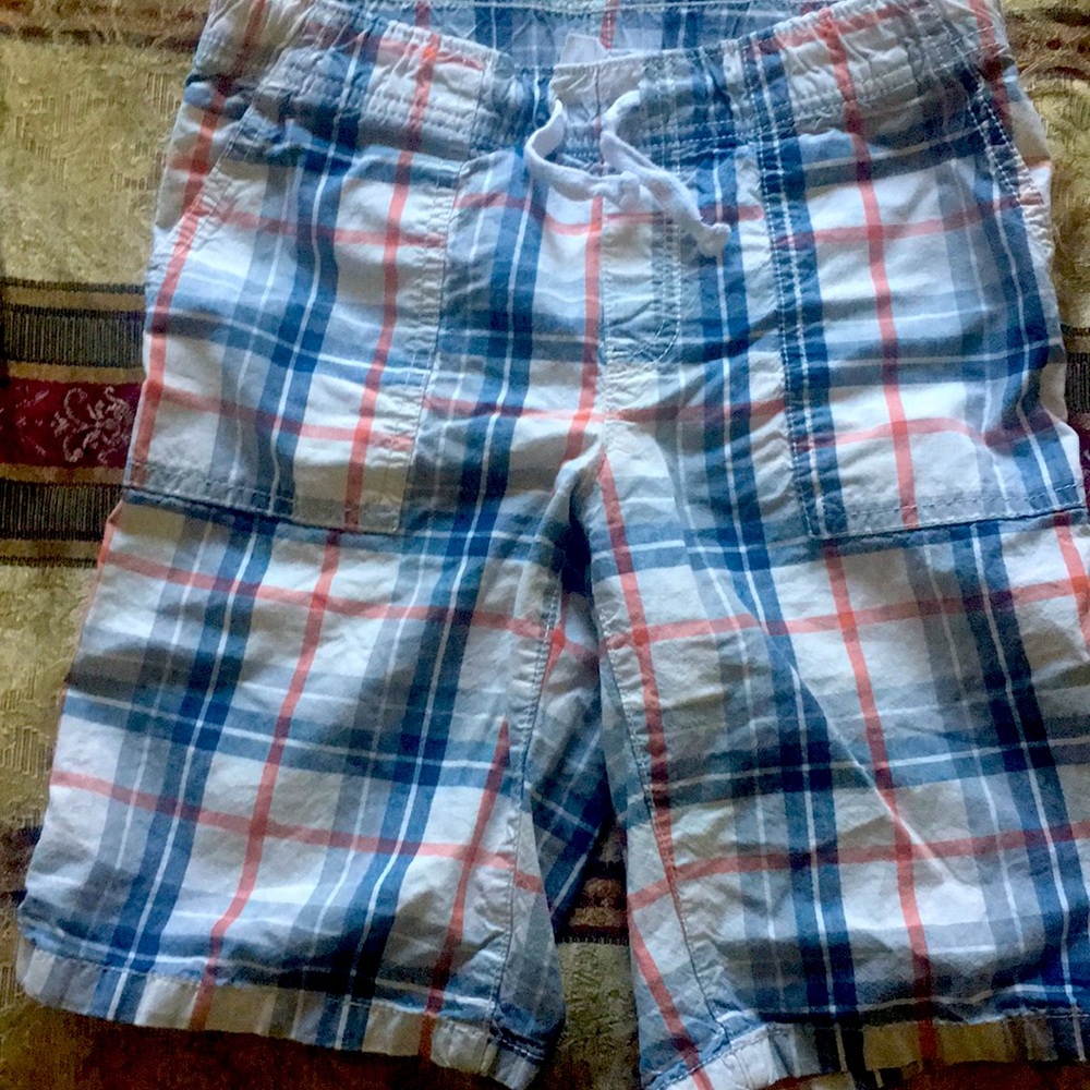 Crazy8 kids short.